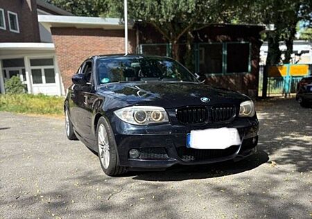 BMW 120i Coupé E82 Facelift, M-Paket, Scheckheft