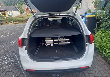 Kia Cee'd Sportswagon 1.6 GDI Spirit Sportswagon...