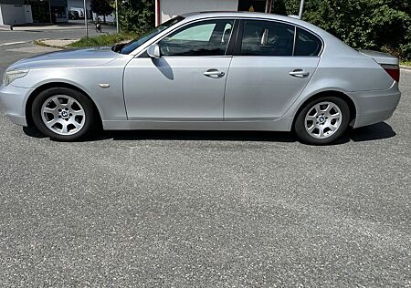BMW 525d A -