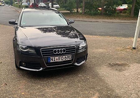 Audi A4 1,8 TFSI Ambiente