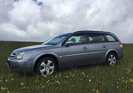 Opel Vectra Caravan Edition 2.2 Direct TÜV neu