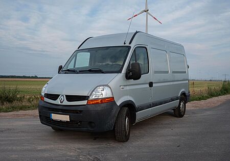 Renault Master L2H2 - Isoliert, viele Neuteile