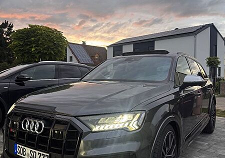 Audi SQ7 TDI quattro tiptronic -