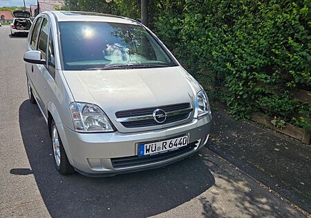 Opel Meriva 1.8 -