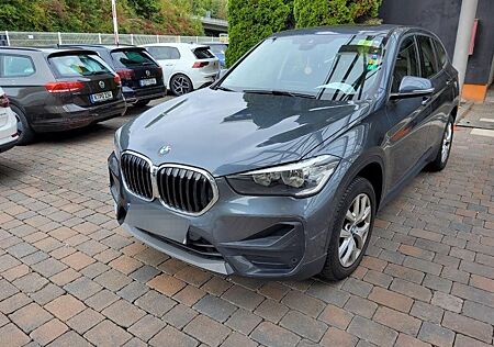 BMW X1 xDrive20d Advantage Pano ACC HuD Navi RKam