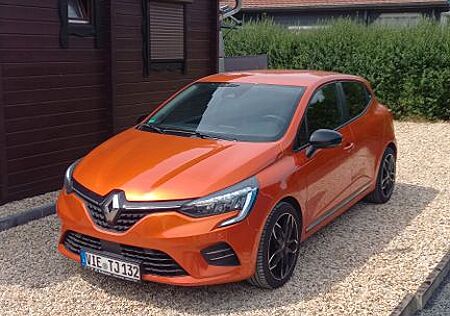 Renault Clio mit Werksgarantie u.sehr guter Ausstattung