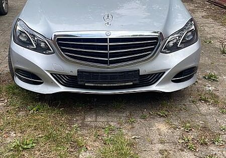 Mercedes-Benz E 220 BlueTEC BE T Edition ELEGANCE Auto Edi...