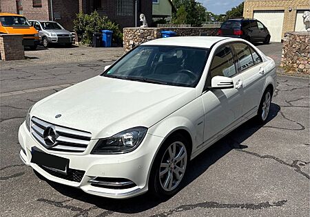 Mercedes-Benz C 180 AVANTGARDE