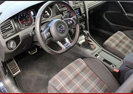 VW Golf Volkswagen 2.0 TSI DSG BMT GTI GTI