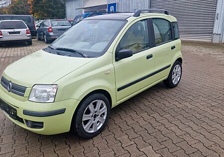 Fiat Panda 1.2 8V Dynamic*Klima*Panorama*TÜV NEU*