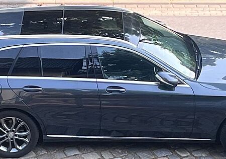 Mercedes-Benz C 220 d T AVANTGARDE Autom. AVANTGARDE