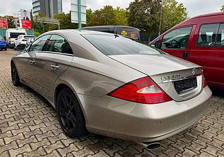 Mercedes-Benz CLS 320 CLS / 350 CDI