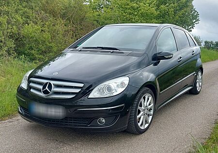 Mercedes-Benz B 200 - Neue Tüv