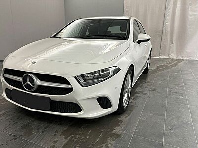 Mercedes-Benz A 200 d 4Matic 8-G DCT Progressive Leder*AHK
