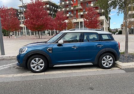 Mini Cooper S Countryman Countryman S (Cooper) von Privat mit wenig KM