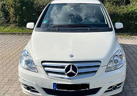 Mercedes-Benz B 200 CDI -