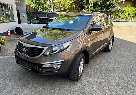 Kia Sportage 1.6 GDI 2WD | 1 Hand | TÜV bis 3.27