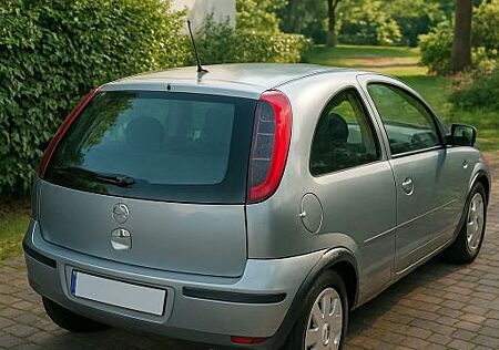 Opel Corsa 1.4 Gepflegt TÜV NEU