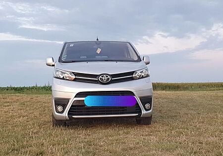 Toyota Pro Ace Proace (Verso) 2,0-l-D-4D 110kW L1 Family Co...