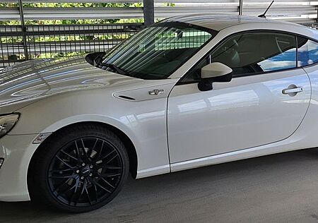 Toyota GT86 Bj 09/2012 mit Milltek und inkl. WR