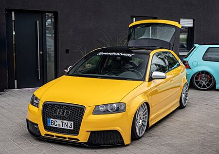 Audi S3 Airride, Motorsportschalensitze...