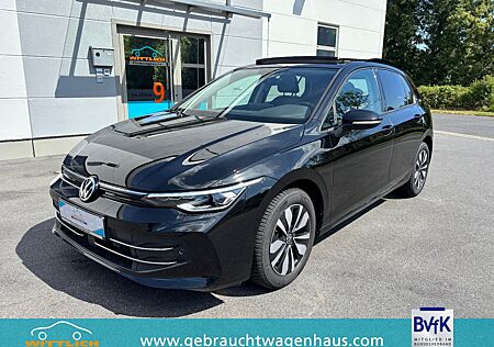 VW Golf Volkswagen VIII Lim. 1.5 TSI - "GOAL"