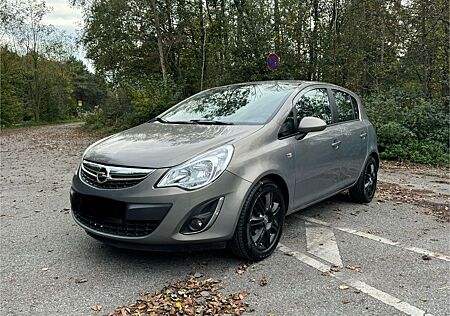 Opel Corsa //TüV//Klima//8fach Bereift