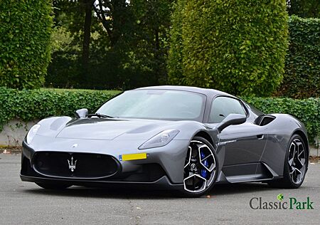 Maserati MC20
