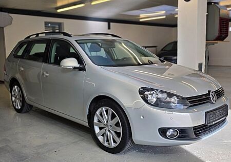 VW Golf Volkswagen VI 1.6 TDI Var Highline/AHK/PANO/Scheckheft