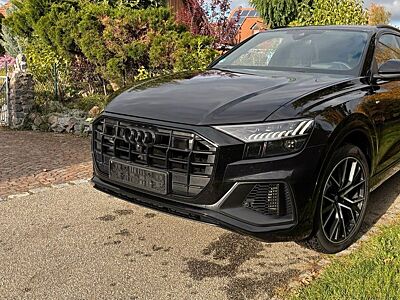 Audi Q8 55 TFSI Quatro Triptonic S-Line hybrid