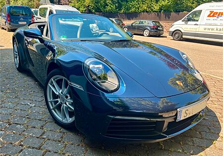Porsche 911 Urmodell 911 Carrera Cabrio PDK 992