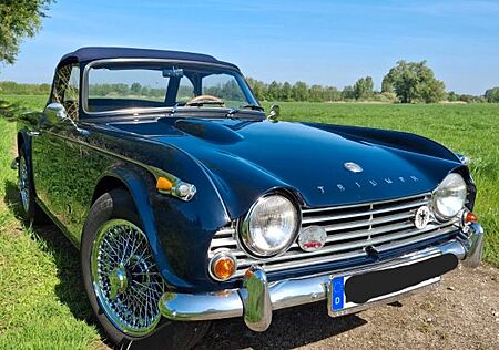 Triumph TR4A