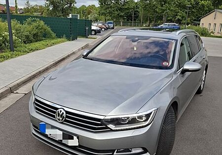 VW Passat Variant Volkswagen 2.0 TDI DSG Highline Variant ...
