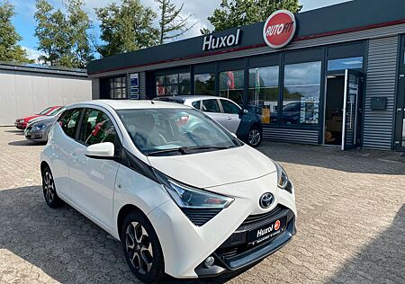 Toyota Aygo (X) Aygo -play club