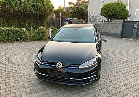 VW Golf Volkswagen 1.5 TSI ACT OPF DSG BlueMotion IQ.DRIVE...