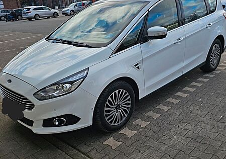 Ford S-Max 2.0 EcoBlue Titanium, Scheckheft gepflegt