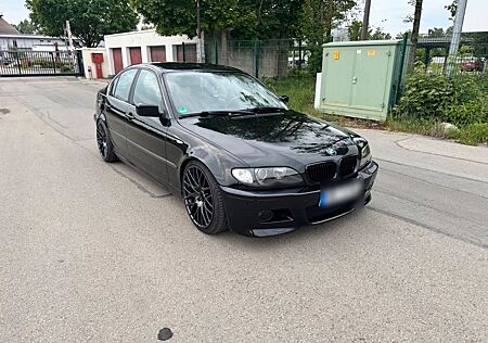 BMW 325i -