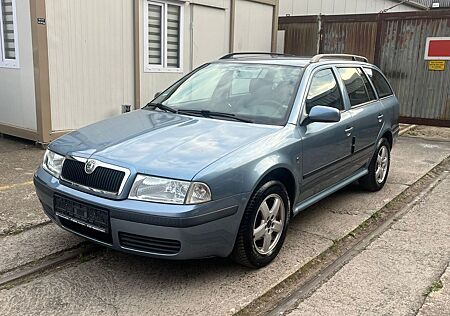 Skoda Octavia Combi Tour