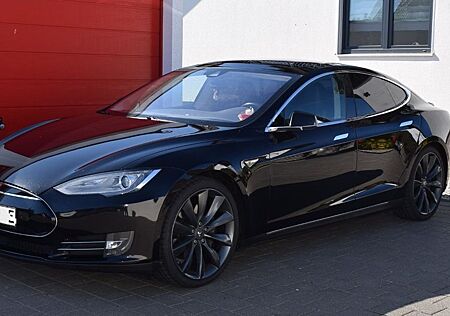 Tesla Model S 90D - free Supercharging, MCU 2