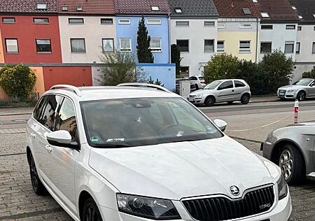 Skoda Octavia 2.0 TDI DSG RS Combi RS
