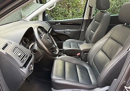 VW Sharan Volkswagen 7N 2.0 TDI SCR 130kW DSG Highline Highlin