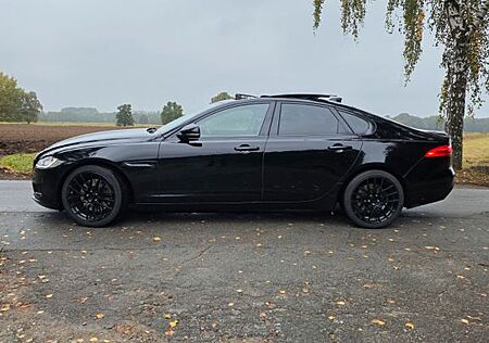 Jaguar XF 30D S 300PS Automatik S