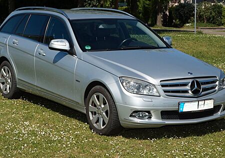 Mercedes-Benz C 200 KOMPRESSOR T AVANTGARDE AVANTGARDE TÜR neu