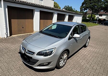 Opel Astra 1.4 ecoFLEX 150 Jahre 74kW S/S 15...