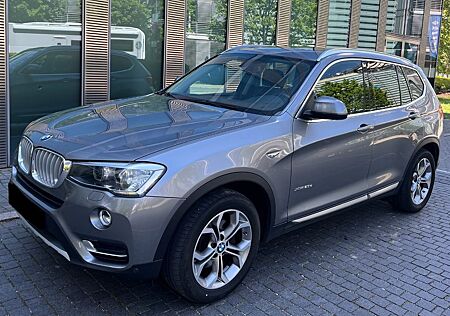 BMW X3 Baureihe xDrive 20d Automatik*Pano*Leder*