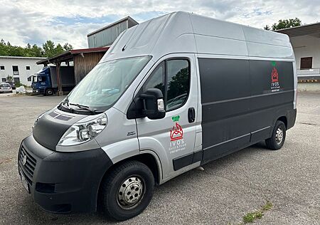 Fiat Ducato Maxi Kühltransporter mit AHK