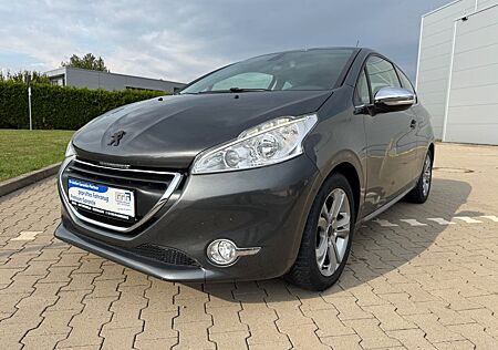 Peugeot 208 Allure