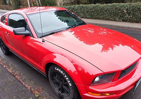 Ford Mustang S197 4.0 Liter V6