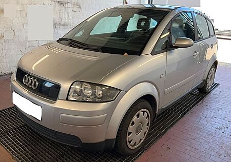 Audi A2 aus 1.HAND nur 140tkm TÜV NEU 10.2027 Super