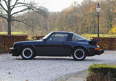 Porsche 911 Urmodell 911 SC Targa 3.0